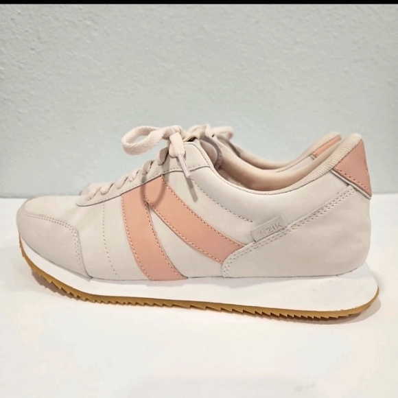 Kizik Milan Size 8 Mens / Womens 9.5  Peach Whip - Picture 2 of 9